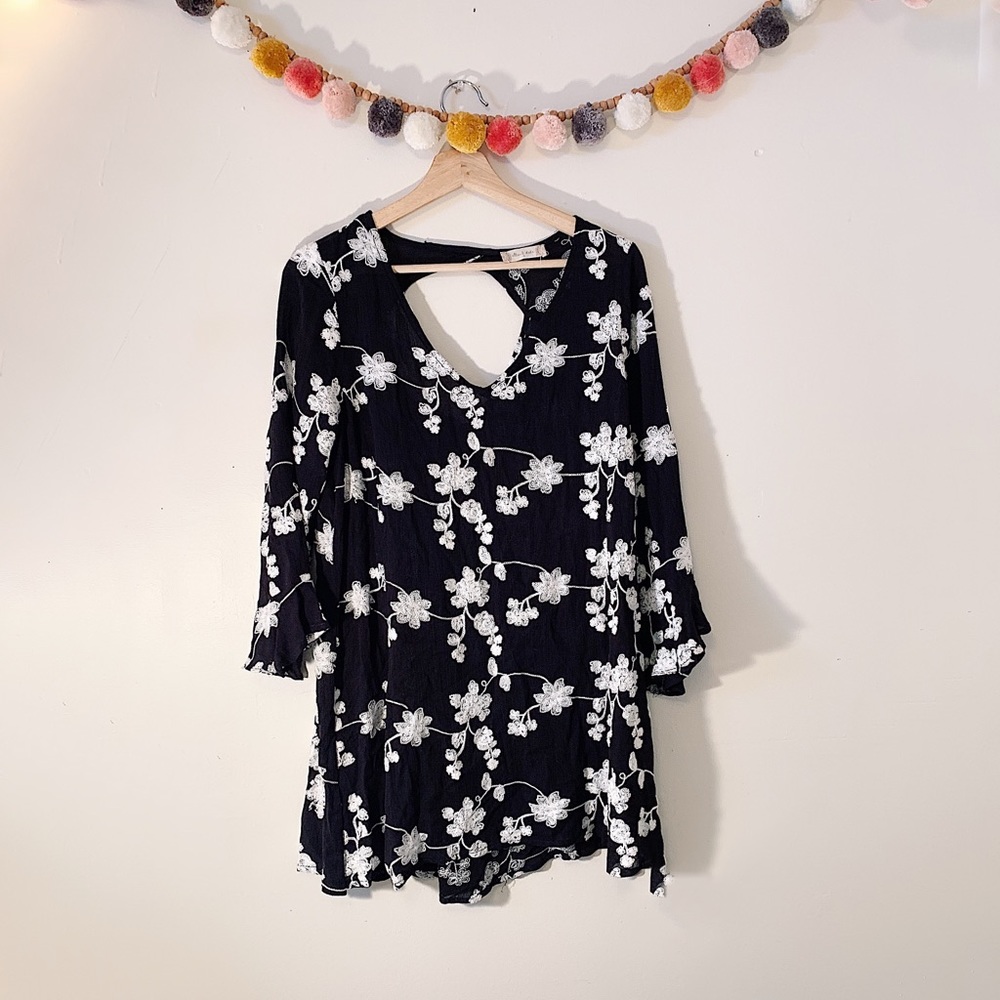 Altar’d State Tunic sz S